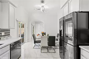 6920 Valmont, Tujunga, CA 91042 - Photo 32