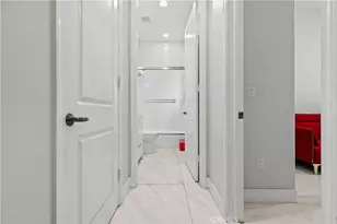 6920 Valmont, Tujunga, CA 91042 - Photo 36