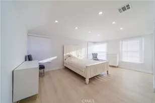 902 E Walnut Ave, Burbank, CA 91501 - Photo 10