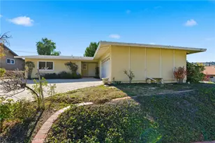 26136 Veva Way, Calabasas, CA 91302 - Photo 2