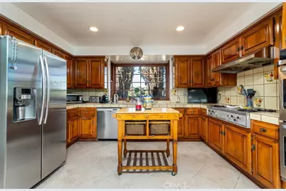 11567 Dona Dorotea, Studio City, CA 91604 - Photo 8