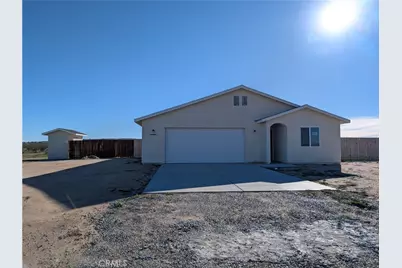 9878 Magnolia Avenue, California City, CA 93505 - Photo 4