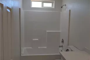 9878 Magnolia Ave, California City, CA 93505 - Photo 16