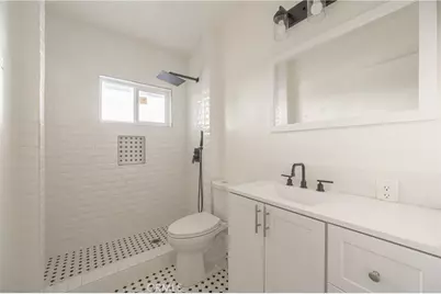 4579 Ambrose Avenue #4, Los Angeles, CA 90027 - Photo 14