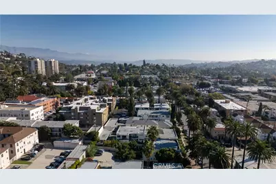 4579 Ambrose Avenue #4, Los Angeles, CA 90027 - Photo 18