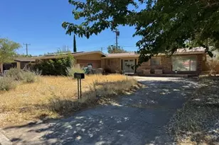 1118 E Ave J3, Lancaster, CA 93535 - Photo 2