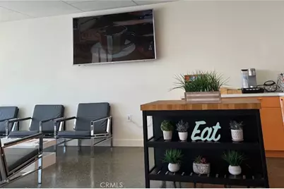 3069 Foothill, La Crescenta, CA 91214 - Photo 2