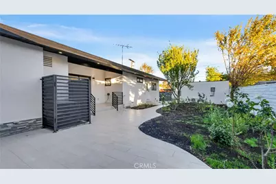 10334 Louise, Granada Hills, CA 91344 - Photo 44