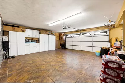 7764 Via Capri, Burbank, CA 91504 - Photo 24