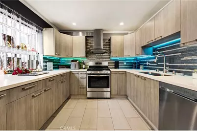 7764 Via Capri, Burbank, CA 91504 - Photo 10