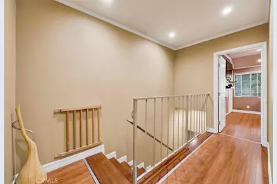 7764 Via Capri, Burbank, CA 91504 - Photo 16