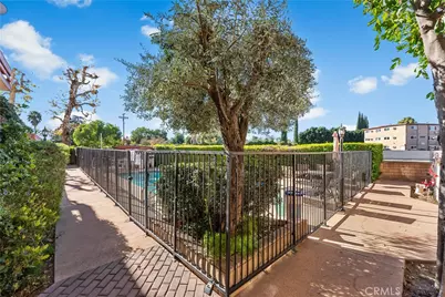 21054 Parthenia #11, Canoga Park, CA 91304 - Photo 40