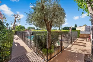 21054 Parthenia, Canoga Park, CA 91304 - Photo 40