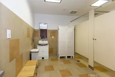 525 N Brand Boulevard, Glendale, CA 91203 - Photo 18