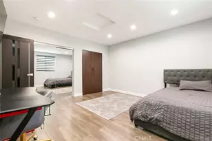 17800 Raymer St, Sherwood Forest, CA 91325 - Photo 36