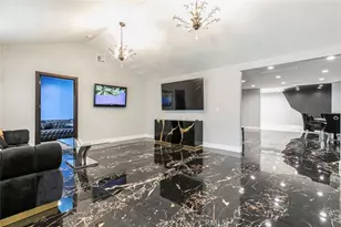 17800 Raymer St, Sherwood Forest, CA 91325 - Photo 14