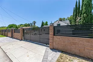 17800 Raymer St, Sherwood Forest, CA 91325 - Photo 4