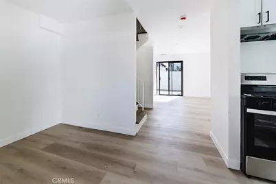 19314 Valerio, Reseda, CA 91335 - Photo 32