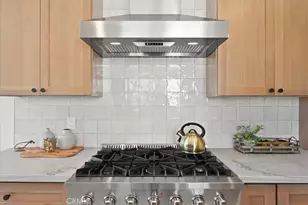 7404 Woodrow Wilson Dr, Hollywood Hills, CA 90046 - Photo 18