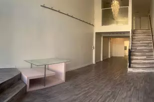 7552 Melrose Ave, Los Angeles, CA 90046 - Photo 1