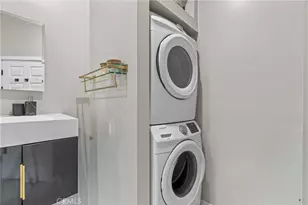 7406 Collett, Van Nuys, CA 91406 - Photo 10