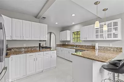 7406 Collett, Van Nuys, CA 91406 - Photo 6