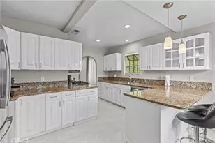 7406 Collett, Van Nuys, CA 91406 - Photo 6