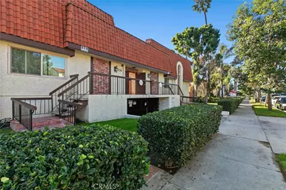 630 E Garfield Avenue #6, Glendale, CA 91205 - Photo 2
