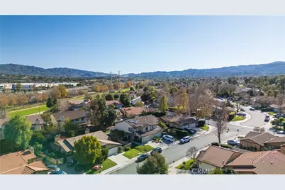 25710 Lupita, Valencia, CA 91355 - Photo 38