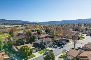 25710 Lupita, Valencia, CA 91355 - Photo 38