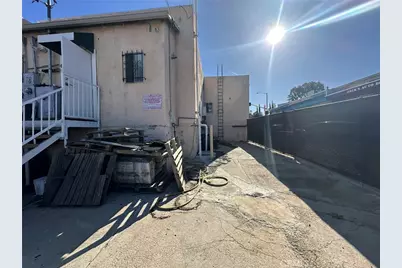 7780 Foothill Boulevard, Tujunga, CA 91042 - Photo 26