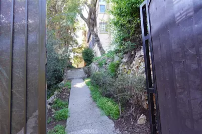 6845 Alta Loma Terrace, Los Angeles, CA 90068 - Photo 52