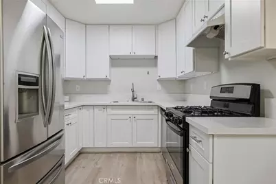 809 E Acacia #H, Glendale, CA 91205 - Photo 2