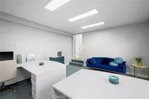 2304 2306 W Burbank Blvd, Burbank, CA 91506 - Photo 22