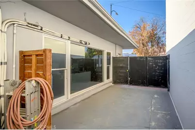 2304 2306 W Burbank Boulevard, Burbank, CA 91506 - Photo 24