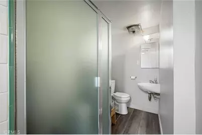 2304 2306 W Burbank Boulevard, Burbank, CA 91506 - Photo 18