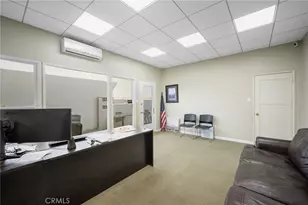 2304 2306 W Burbank Blvd, Burbank, CA 91506 - Photo 14