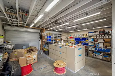 2304 2306 W Burbank Boulevard, Burbank, CA 91506 - Photo 28
