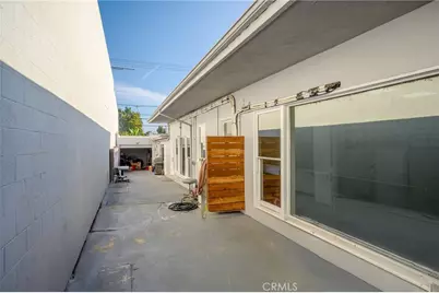 2304 2306 W Burbank Boulevard, Burbank, CA 91506 - Photo 24