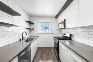 7135 Coldwater Canyon Ave, North Hollywood, CA 91605 - Photo 2
