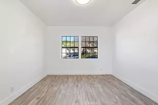 8321 Valecrest Dr, Los Angeles, CA 91352 - Photo 16