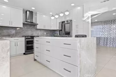 10533 Samoa Avenue, Tujunga, CA 91042 - Photo 24