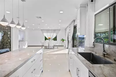 10533 Samoa Avenue, Tujunga, CA 91042 - Photo 22