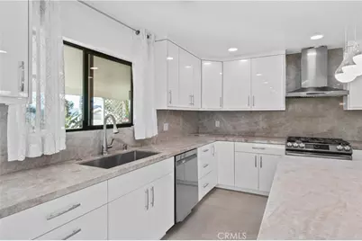 10533 Samoa Avenue, Tujunga, CA 91042 - Photo 20