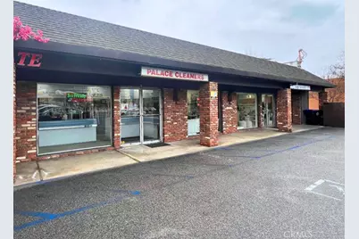 1040 W Kenneth Rd, Glendale, CA 91202 - Photo 2