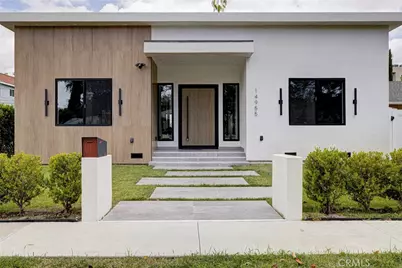 14955 Hartsook, Sherman Oaks, CA 91403 - Photo 2