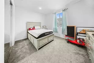 16075 Cook Ln, North Hills, CA 91343 - Photo 18