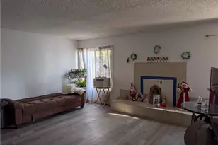 38202 Delacour Dr, Palmdale, CA 93550 - Photo 10