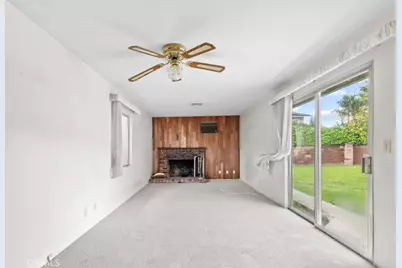 9825 Tujunga Canyon Place, Tujunga, CA 91042 - Photo 18
