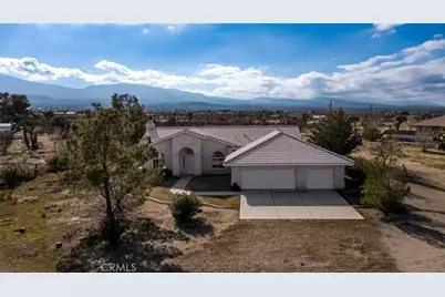 12384 Redwood Road, Pinon Hills, CA 92372 - Photo 2